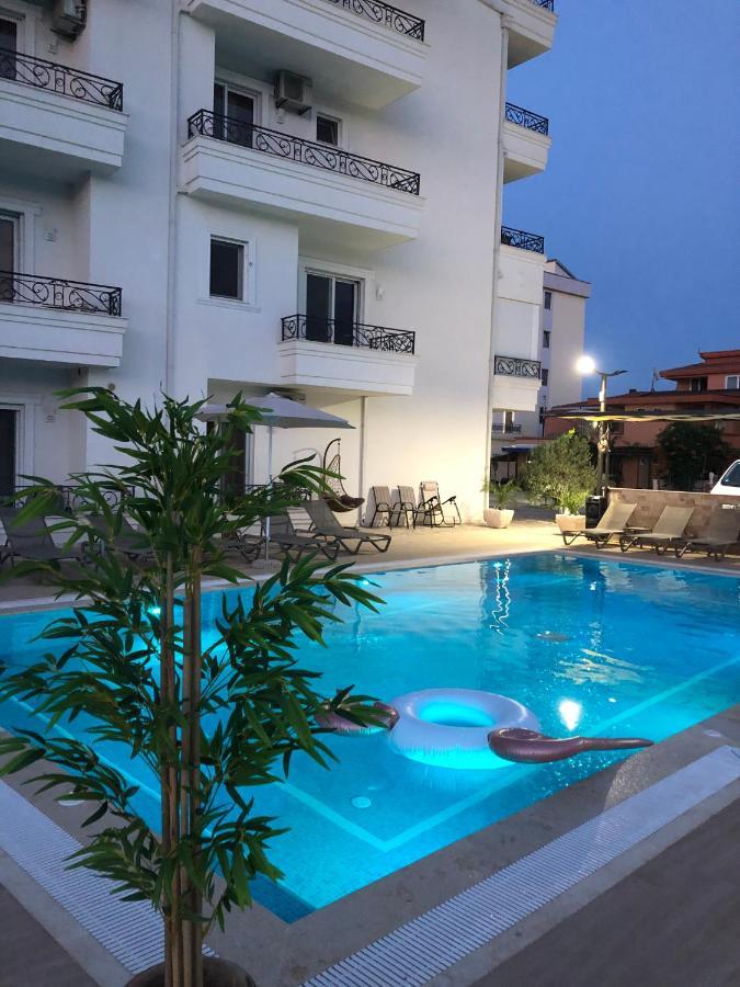 Metropolis Hotel Ulcinj Exterior photo